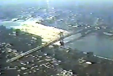Βίντεο Ντοκουμέντο της επίθεσης στους Δίδυμους Πύργους, την 11η Σεπτεμβρίου