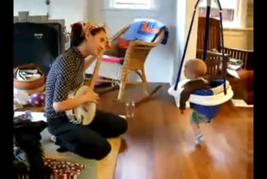 Baby loves banjo